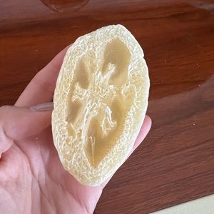 ⭐️🌴Gilchrist & Soames Loofah Shaped Soap Scrubber